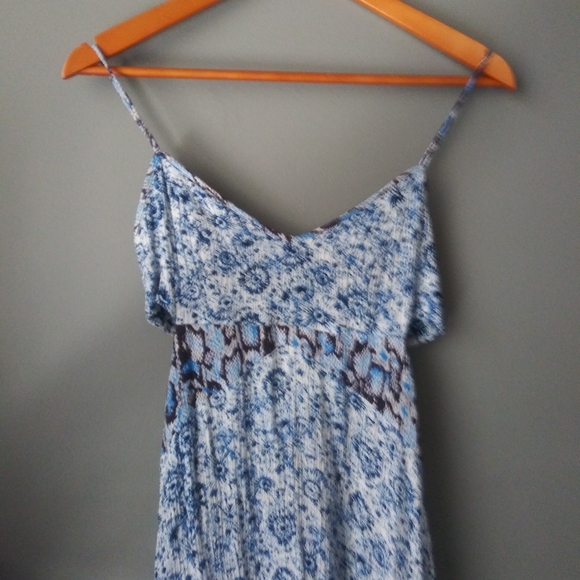 Urban Outfitters Maxi Dress - Picture 4 of 14